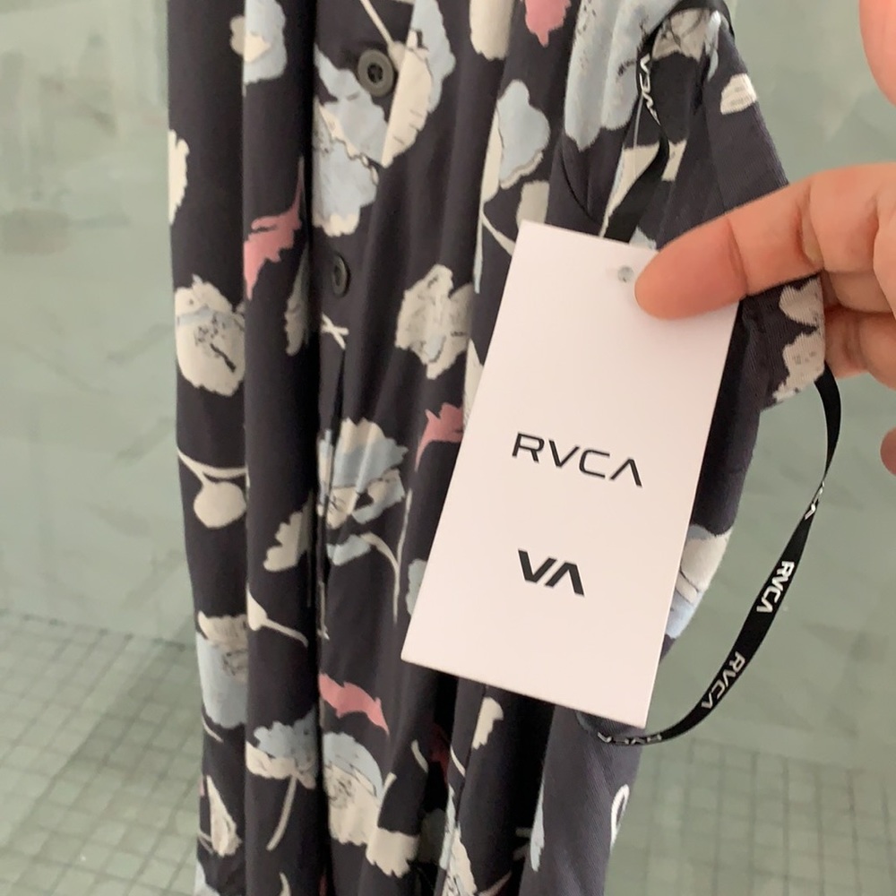 New RVCA button front halter dress - Picture 4 of 5